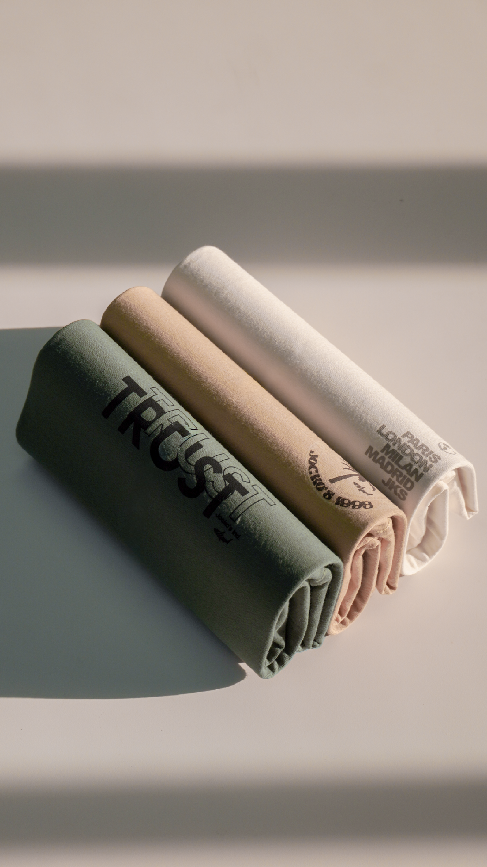 KIT - PARIS | 3 CAMISETAS ESTAMPADAS