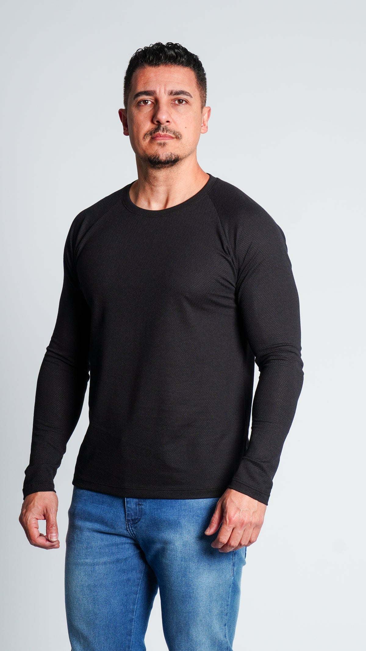 Camiseta Manga Longa Colmeia - Preta