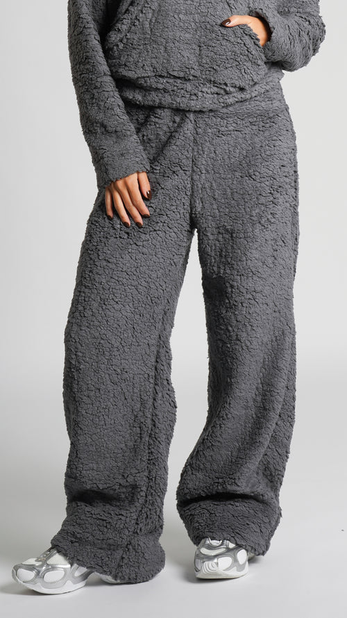 Calça Sherpa Reta - Grafite