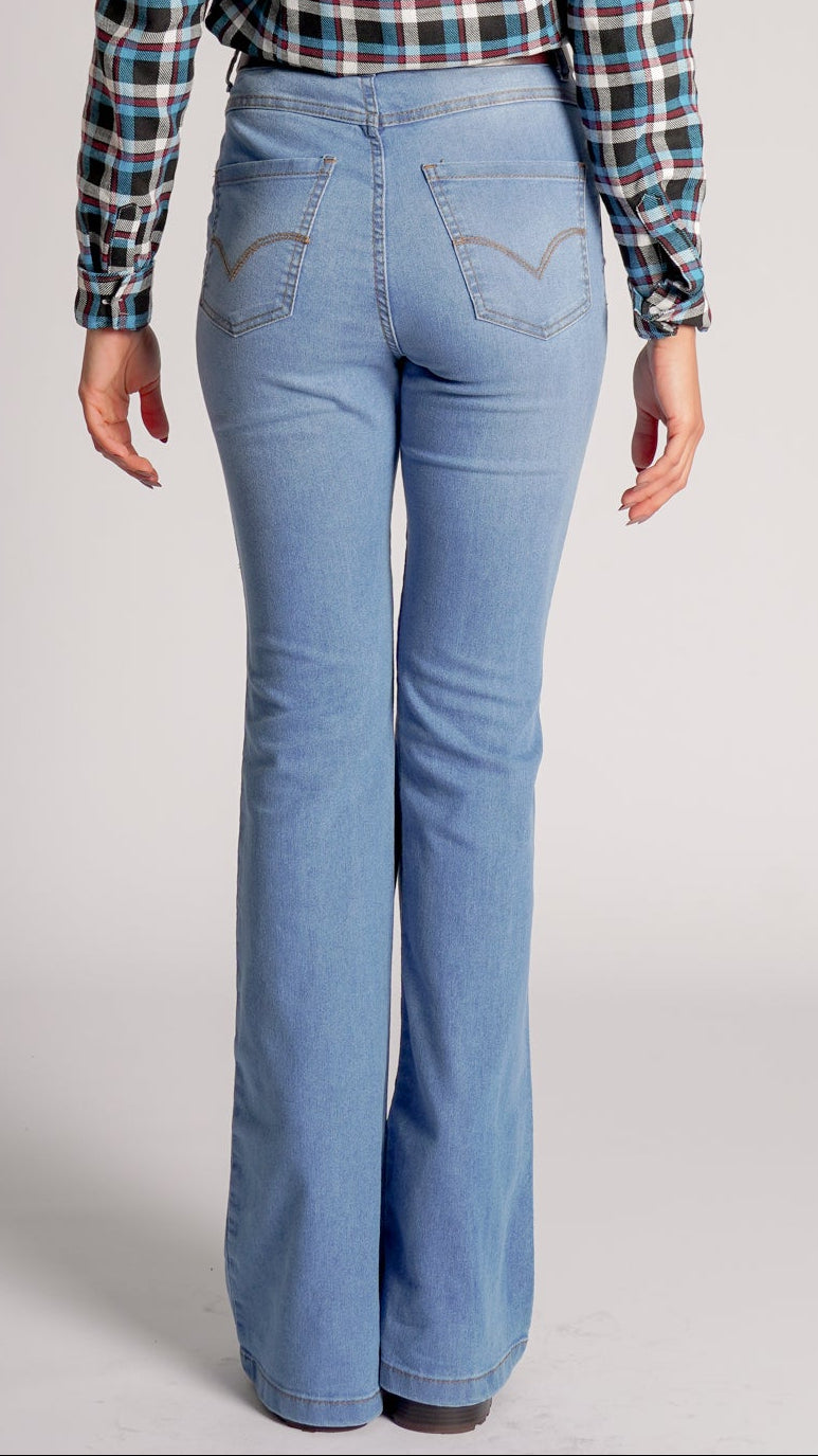 Calça Jeans Flare - Clara