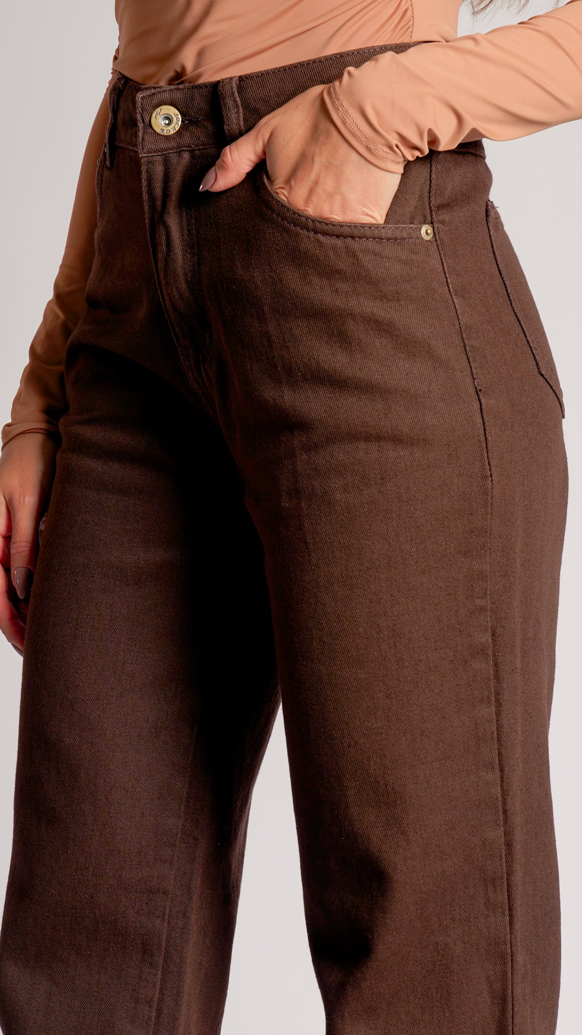 Calça Jeans Reta - Marrom