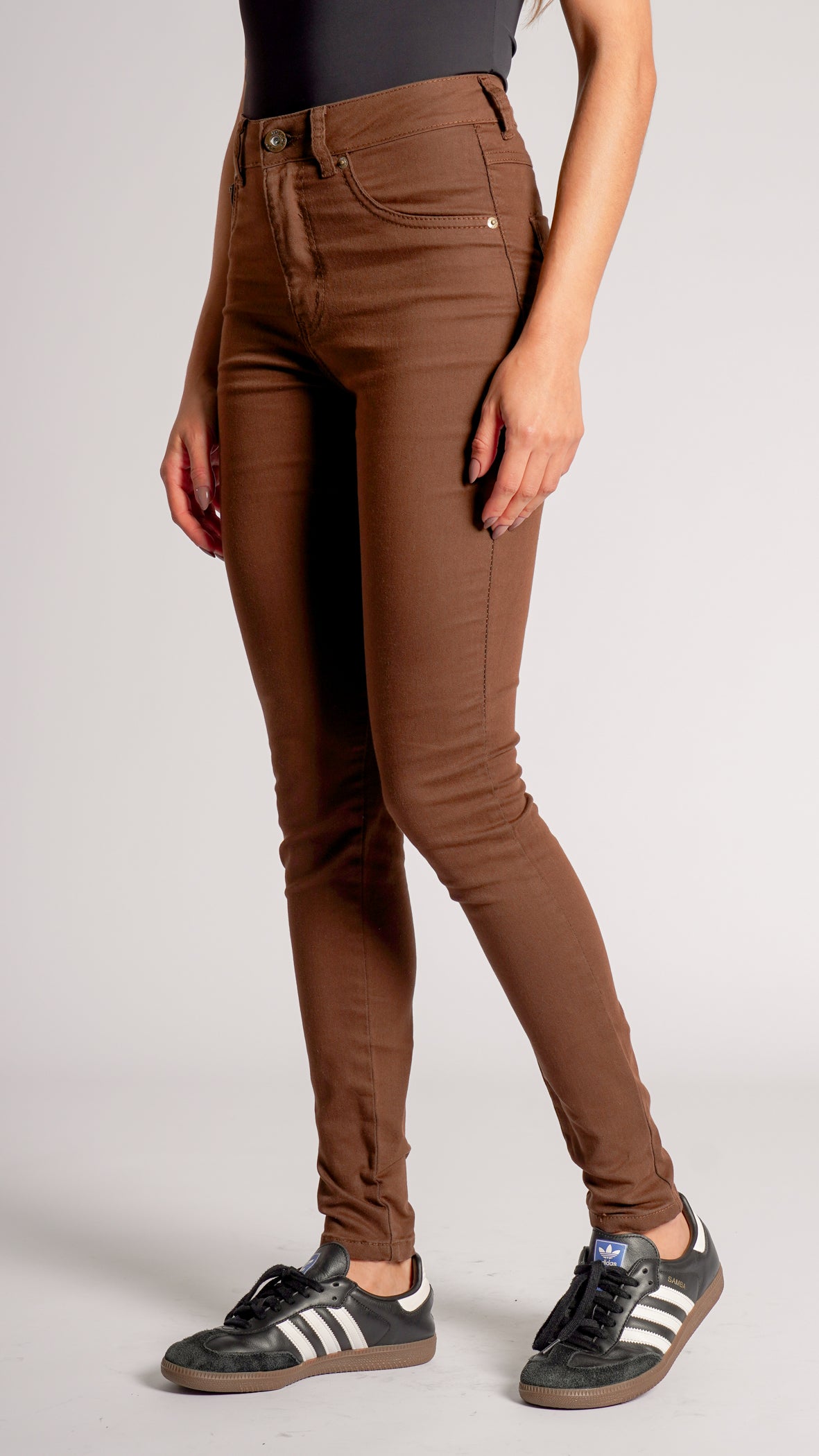 Calça Jeans Skinny - Marrom
