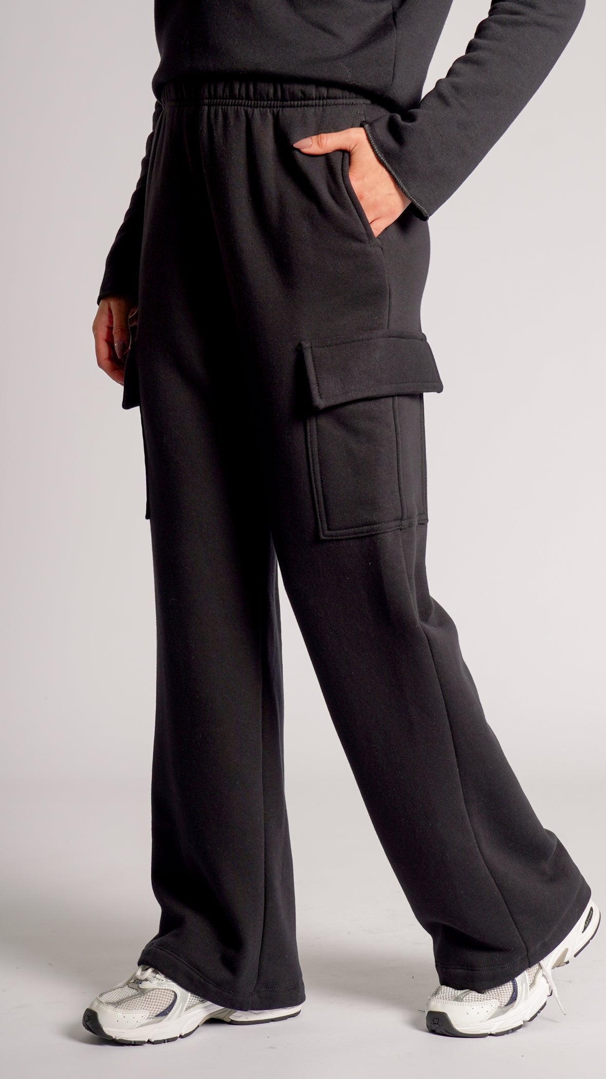 Calça Moletom Cargo Premium - Preta