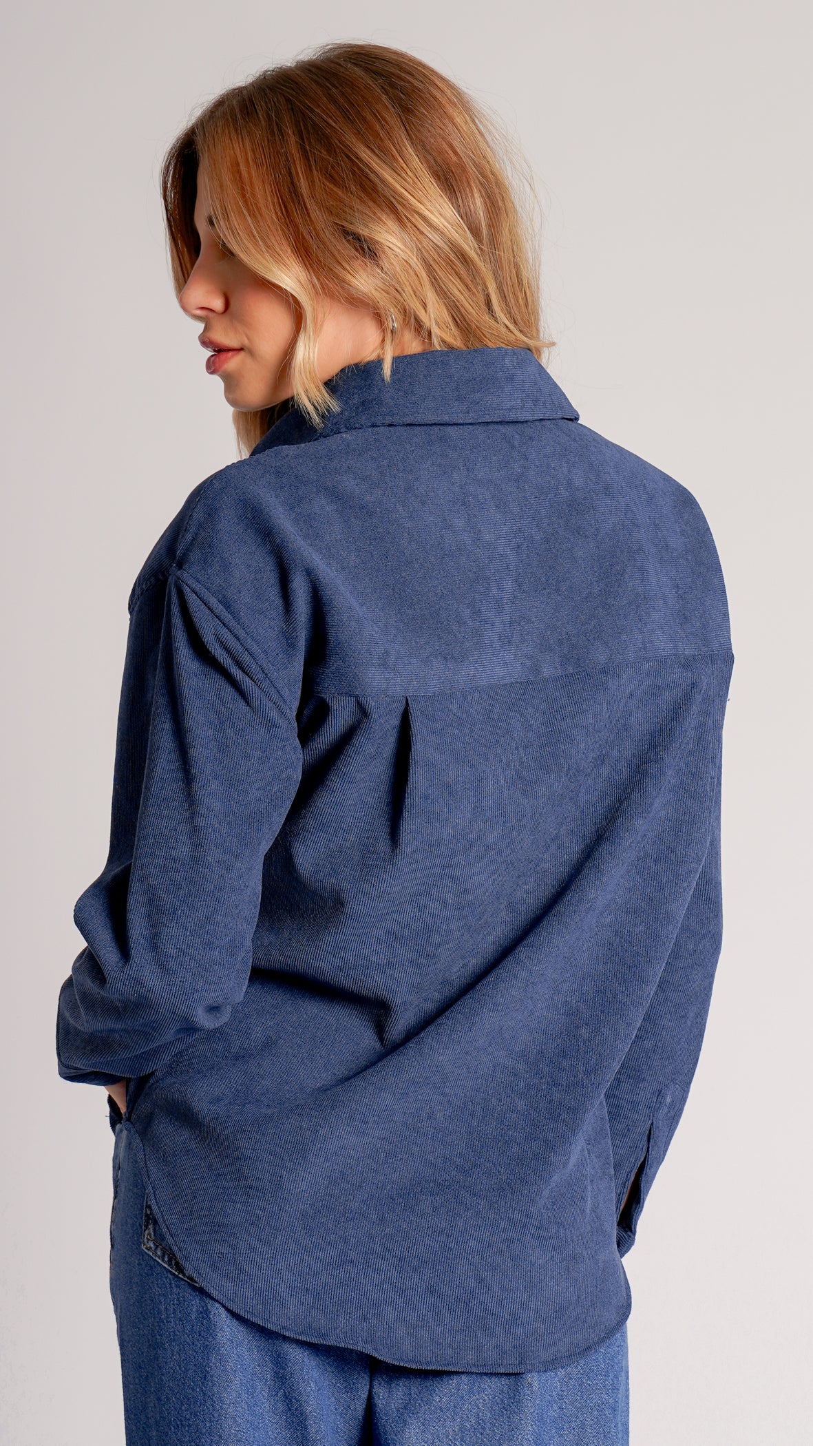 Camisa Cotelê Manga Longa - Azul