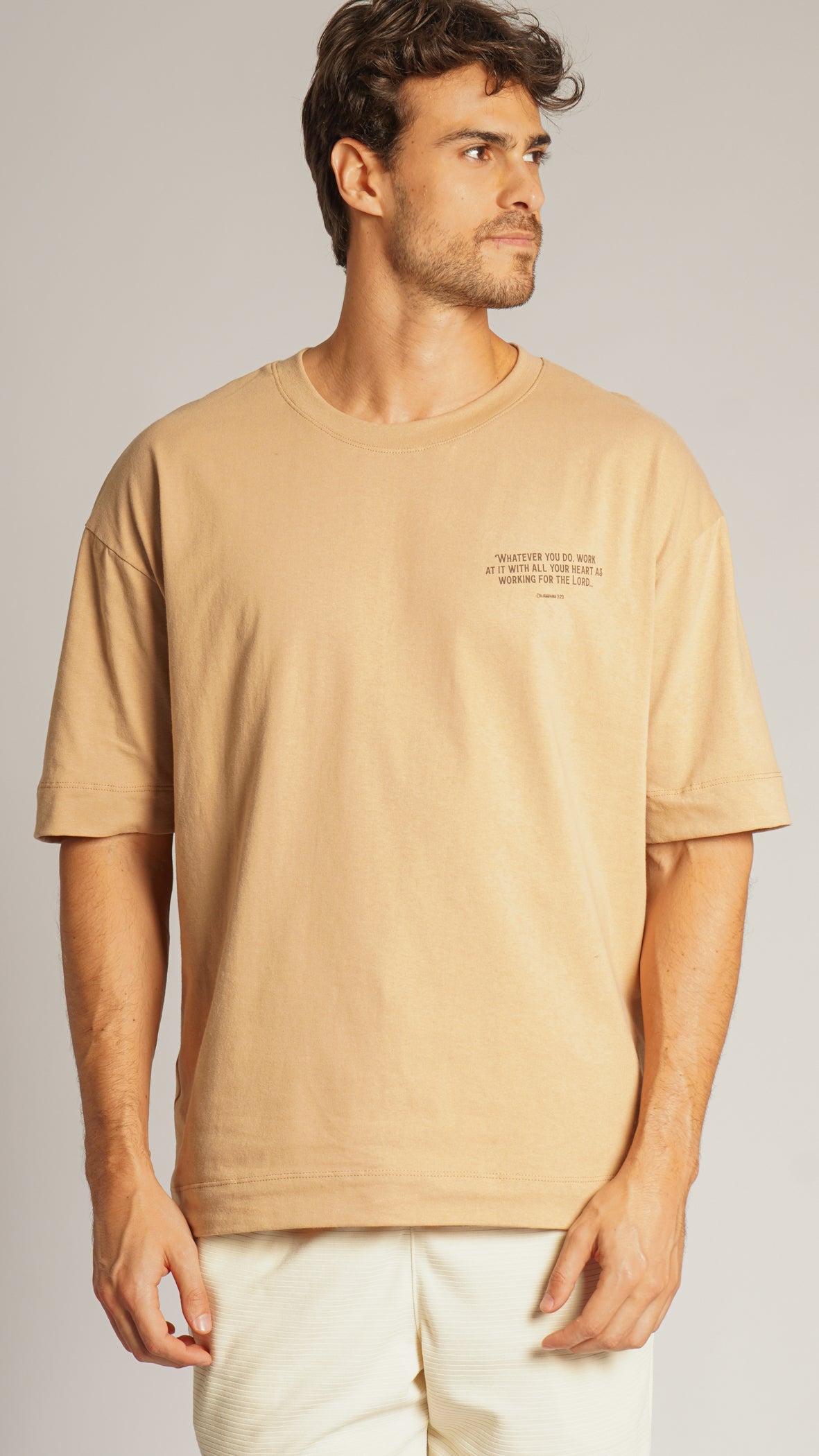 Camiseta Oversized - Ocre