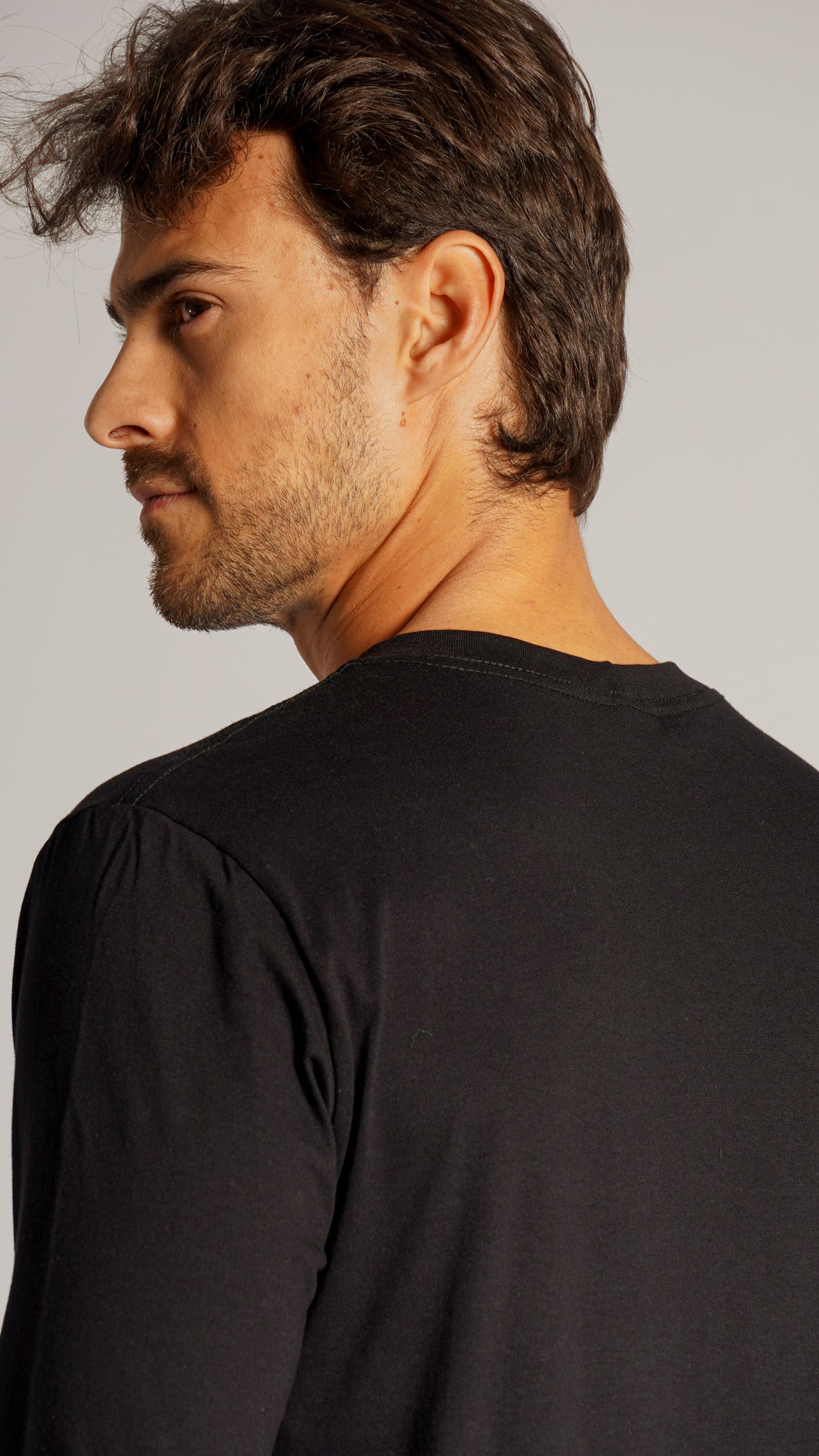 Camiseta Manga Longa Lisa - Preta