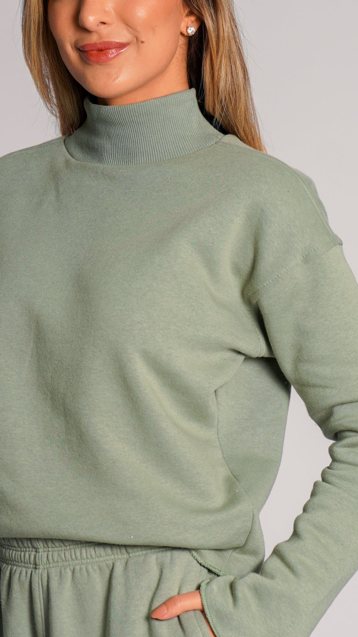 Moletom Cropped Gola Alta Premium - Verde