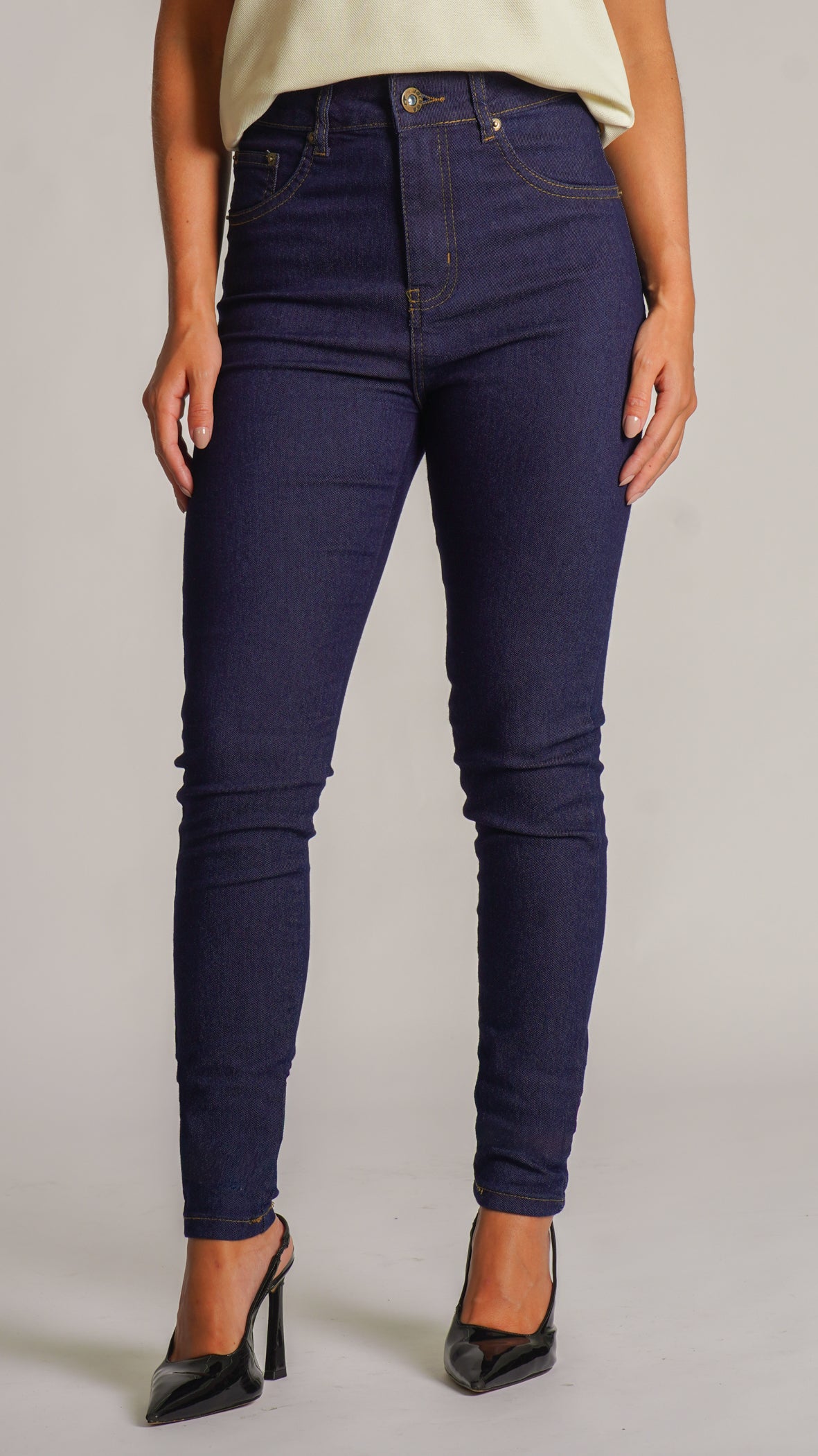 Calça Jeans - Estonada Cintura Alta