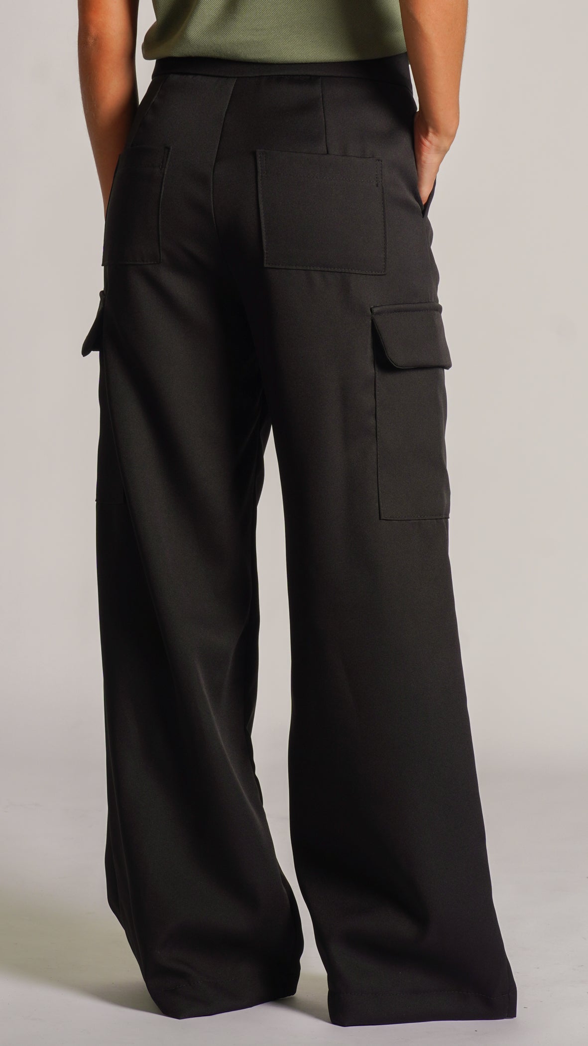 Calça Alfaiataria Cargo - Preta