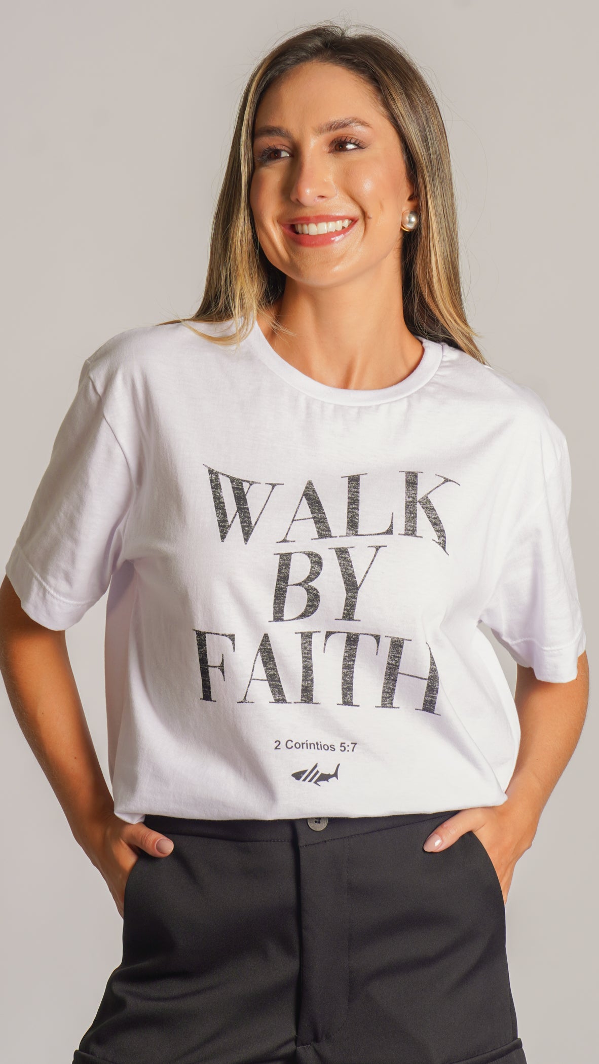 Camiseta Oversized Walk By Faith - Branca