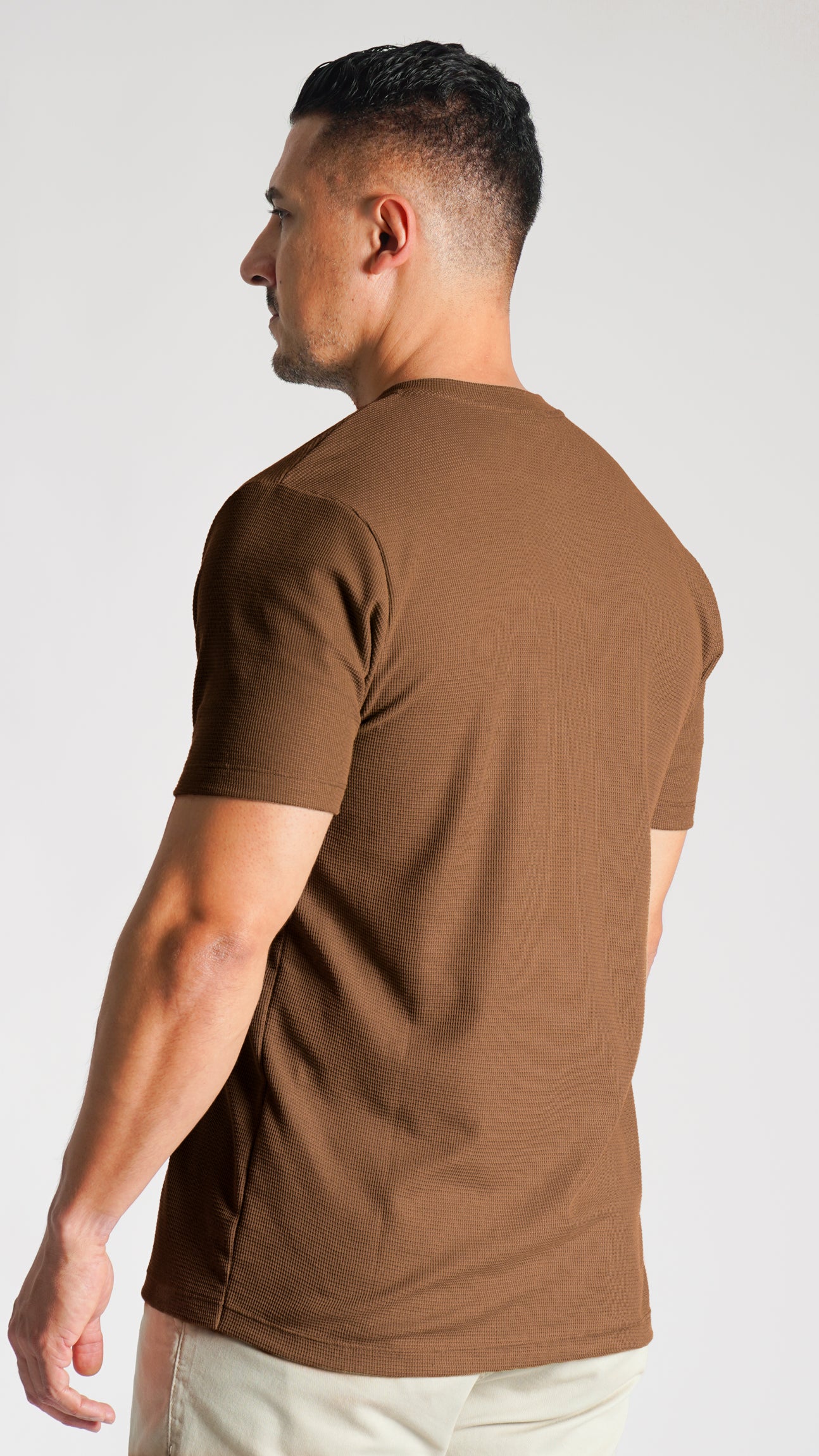 Camiseta Tricô Gola Portuguesa - Marrom