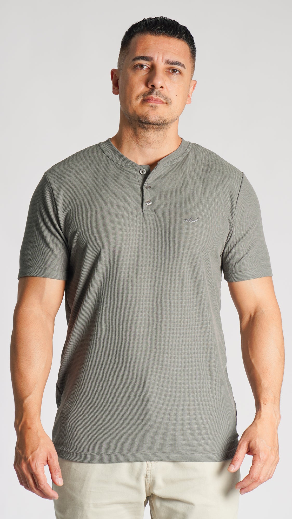 Camiseta Tricô Gola Portuguesa - Grafite