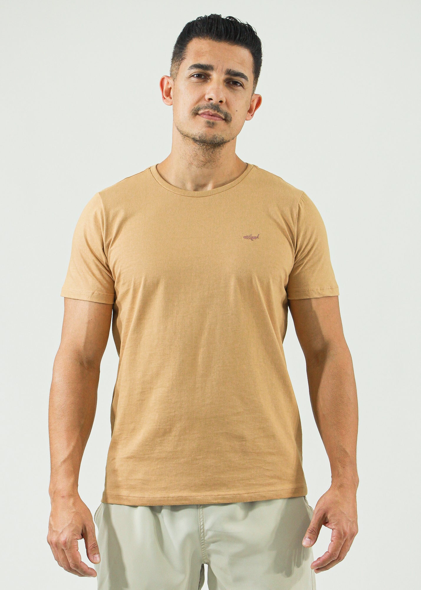 Camiseta Básica - Ocre