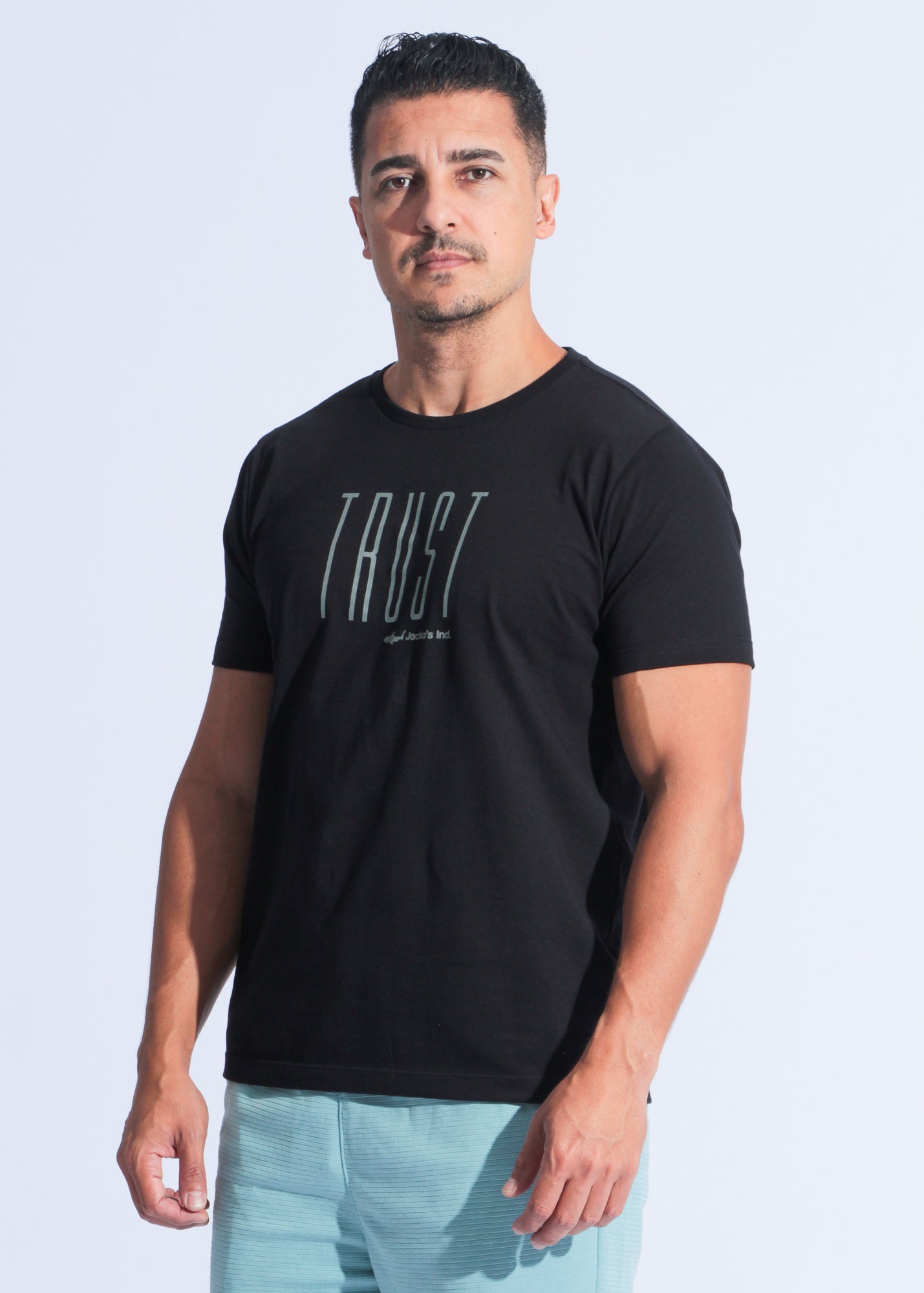 Camiseta Estampada Trust - Preto