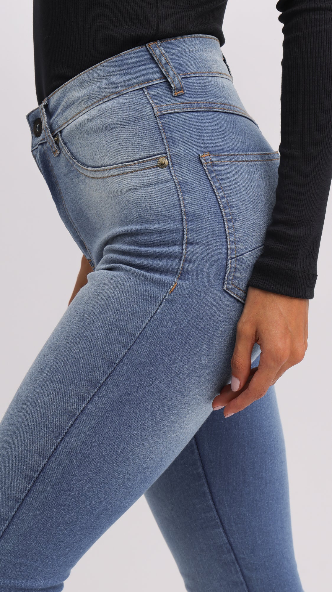Calça Jeans - Clara Capri
