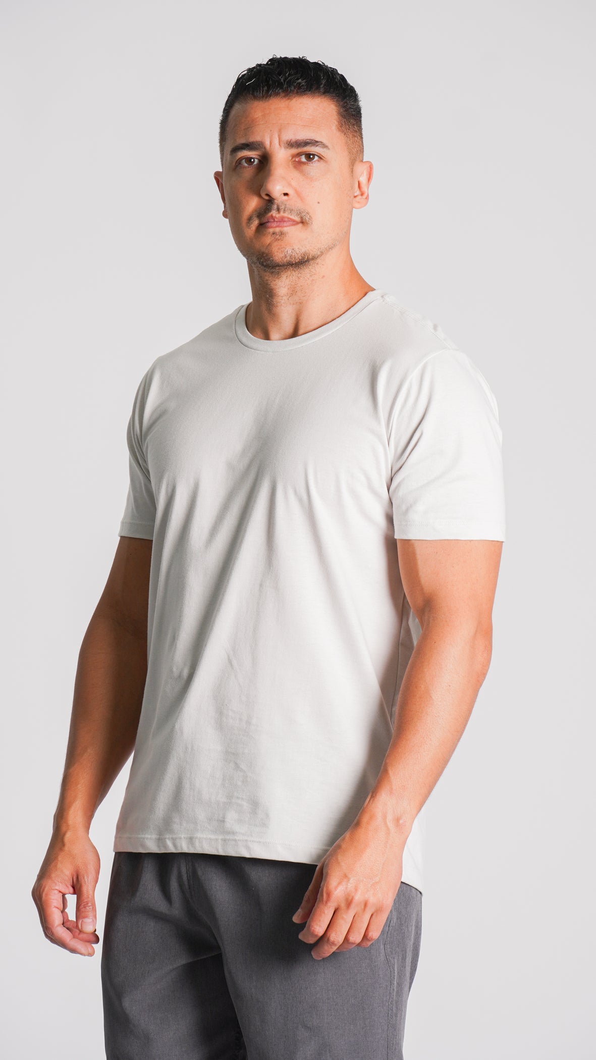 Camiseta Lisa - Branco Gelo