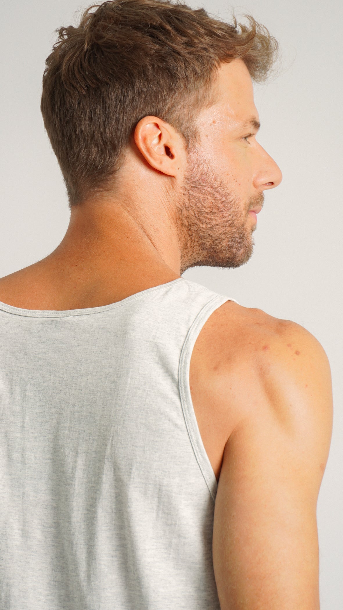 Regata Básica - Cinza