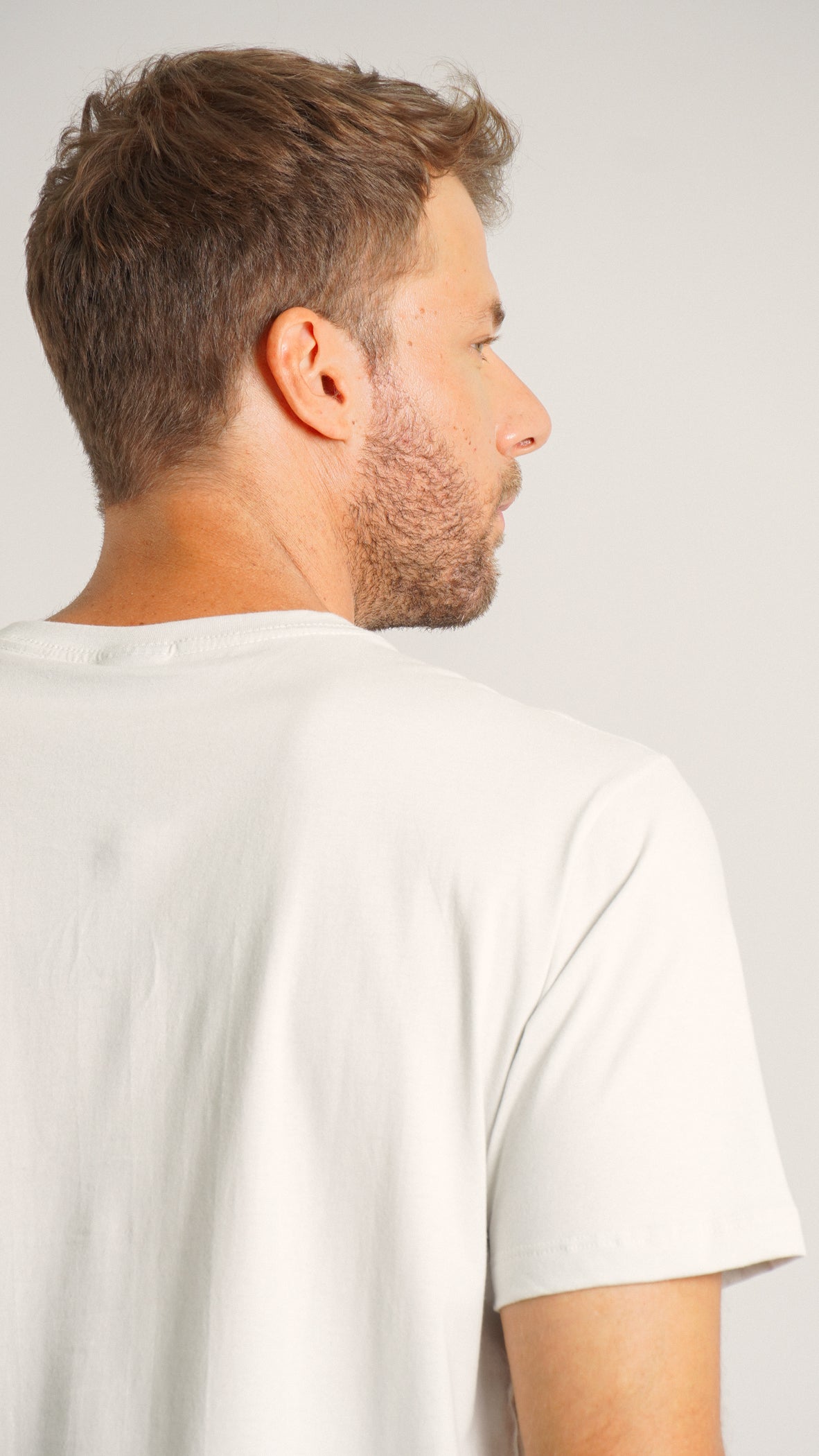 Camiseta Estampada God is Love - Gelo