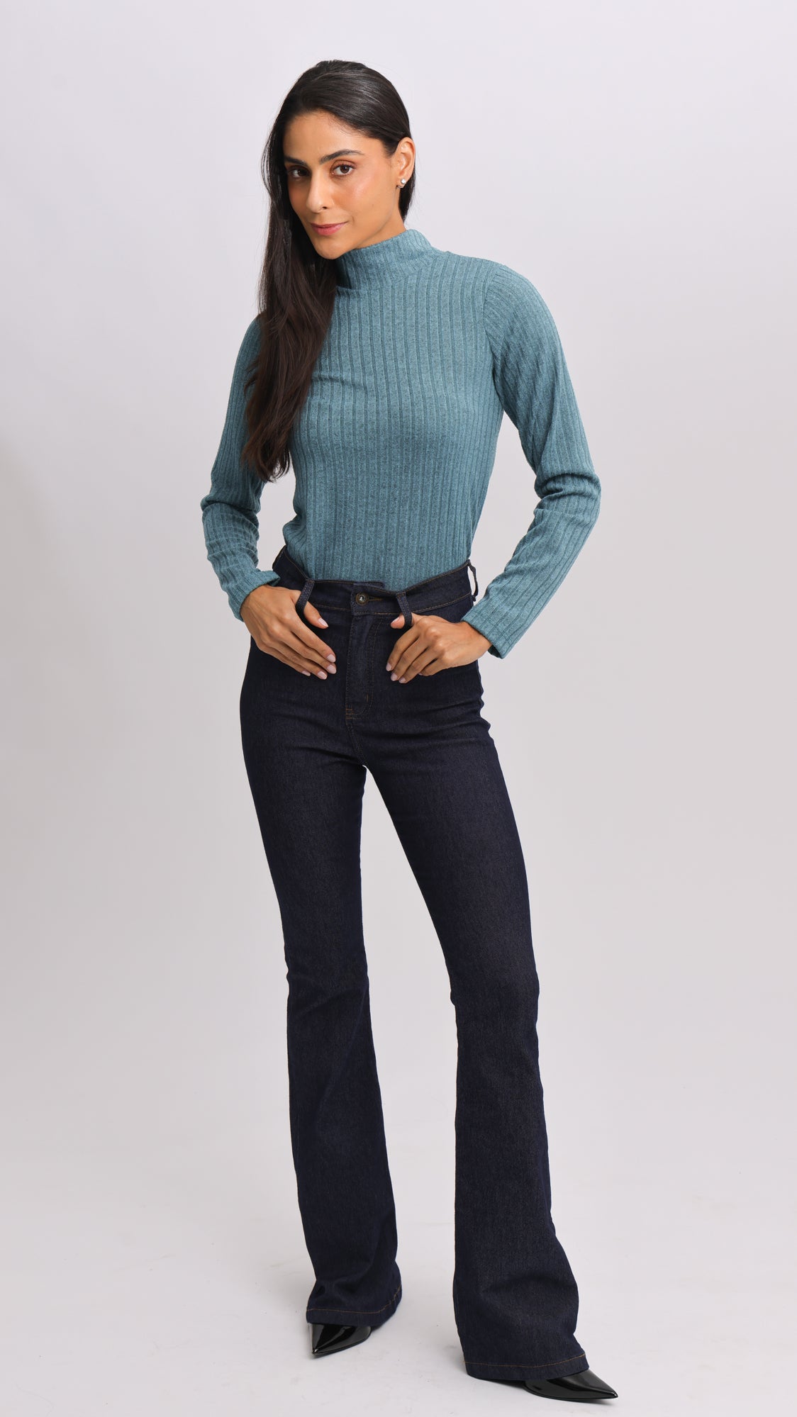 Calça Jeans Flare - Escura