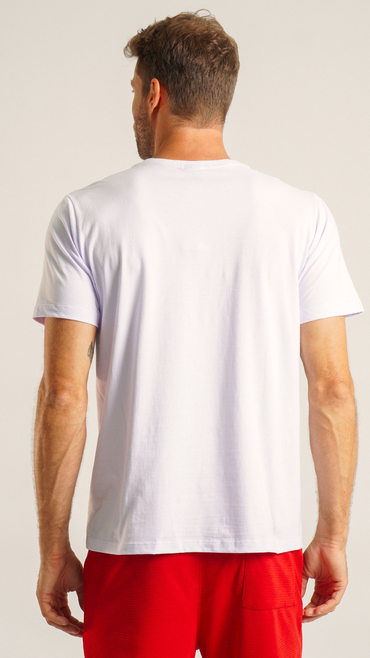 Camiseta Básica - Branca