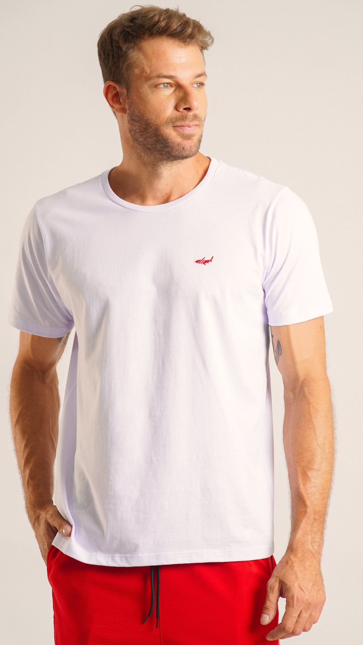 Camiseta Básica - Branca