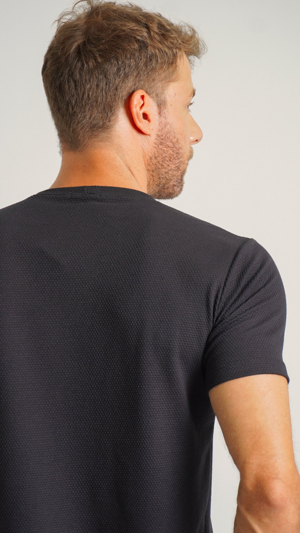 Camiseta Colmeia - Preta