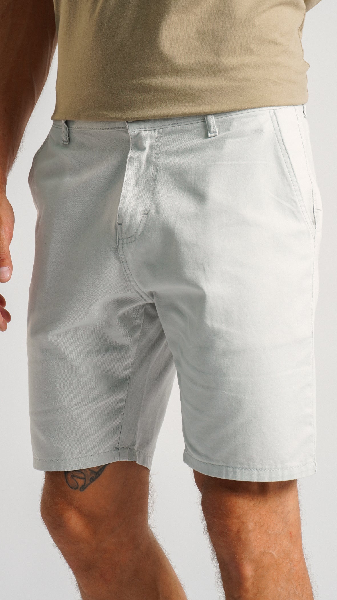 Bermuda Sarja Bolso Faca - Cinza