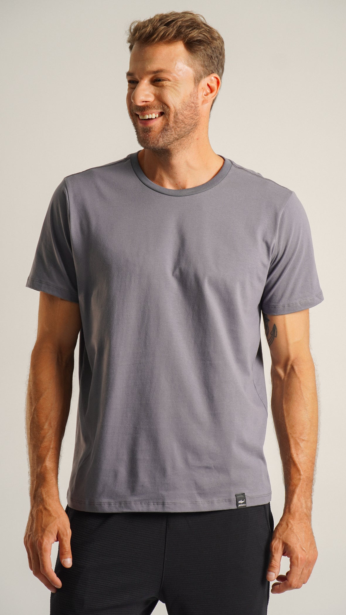 Camiseta Lisa - Grafite