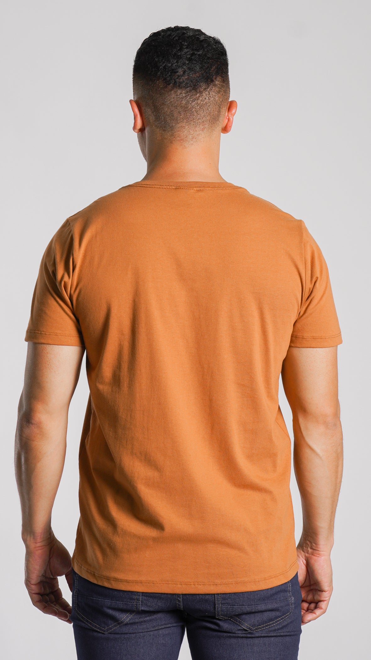 Camiseta Básica - Ocre