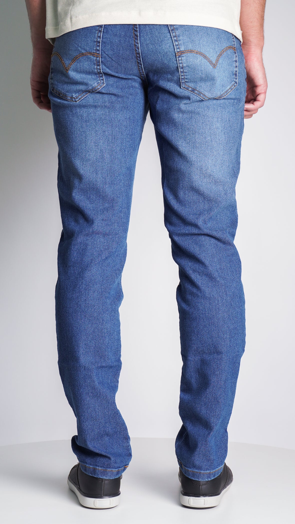 Calça Jeans - Escura Linha Caramelo