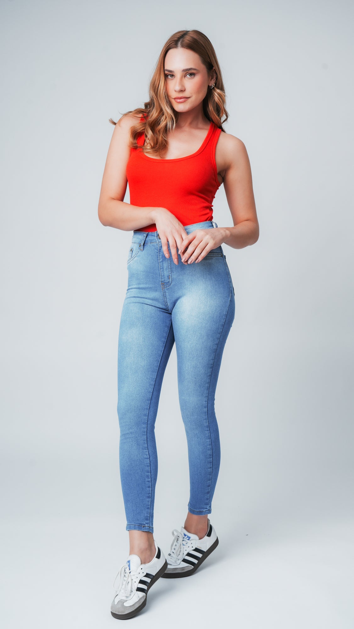 Calça Jeans - Clara Capri