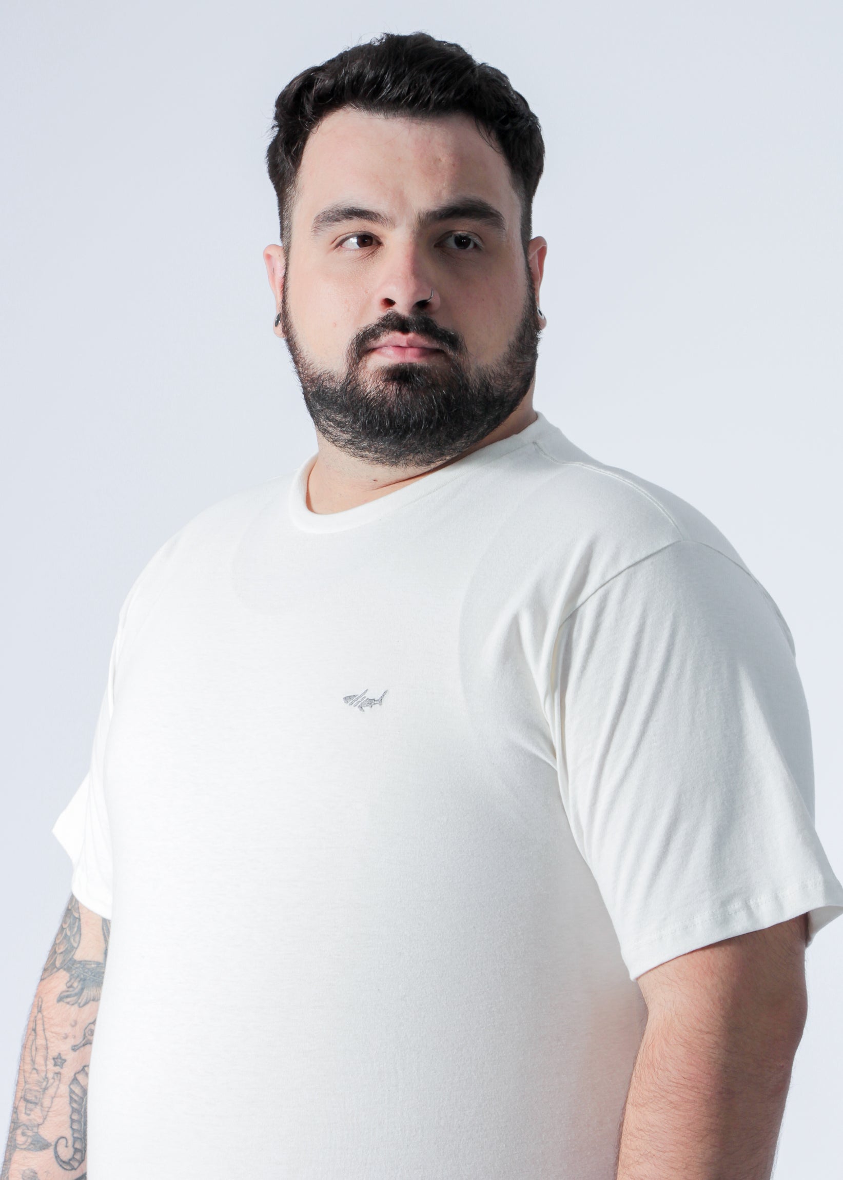 Camiseta Básica Plus Size - Cru