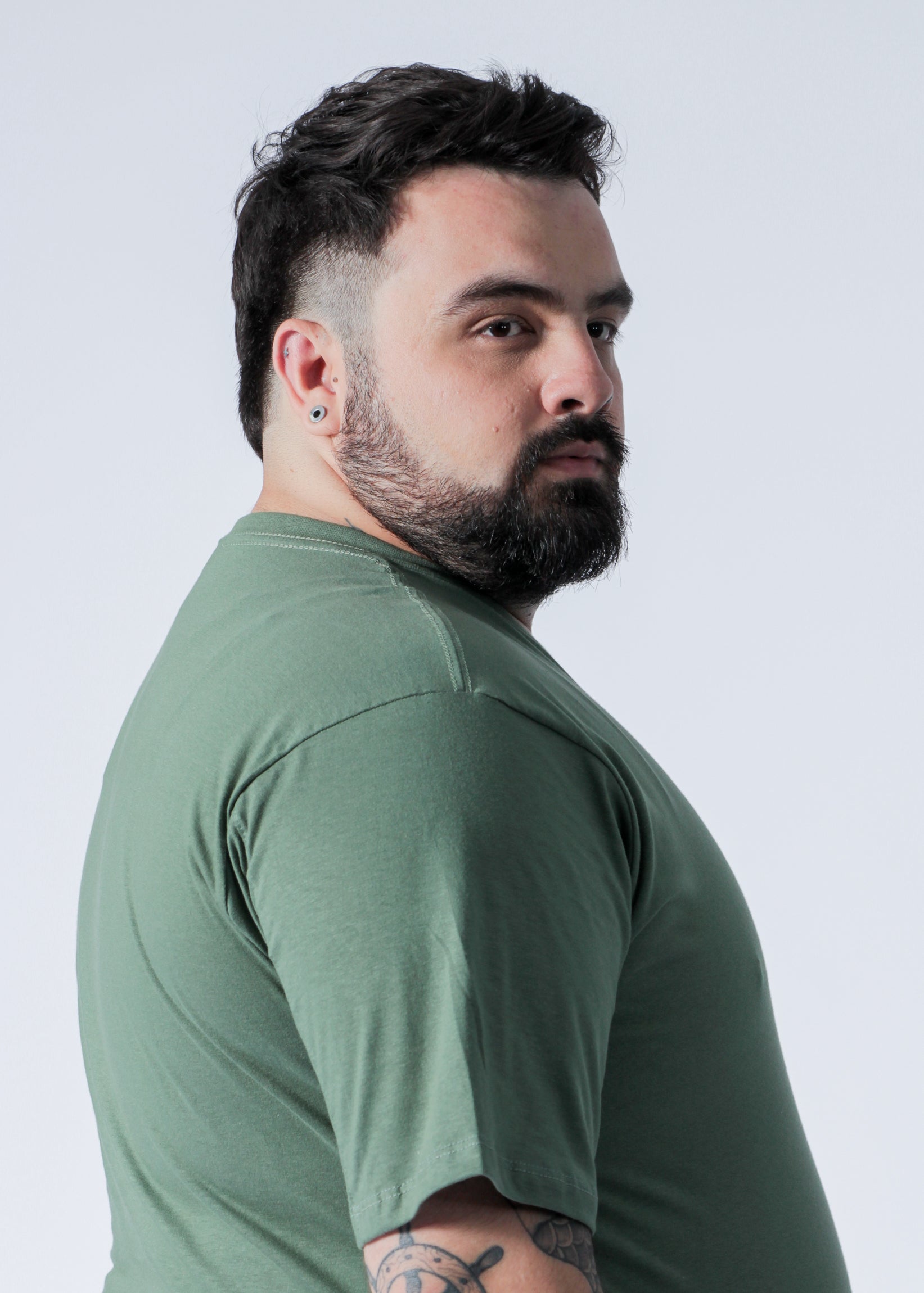 Camiseta Básica Plus Size - Verde