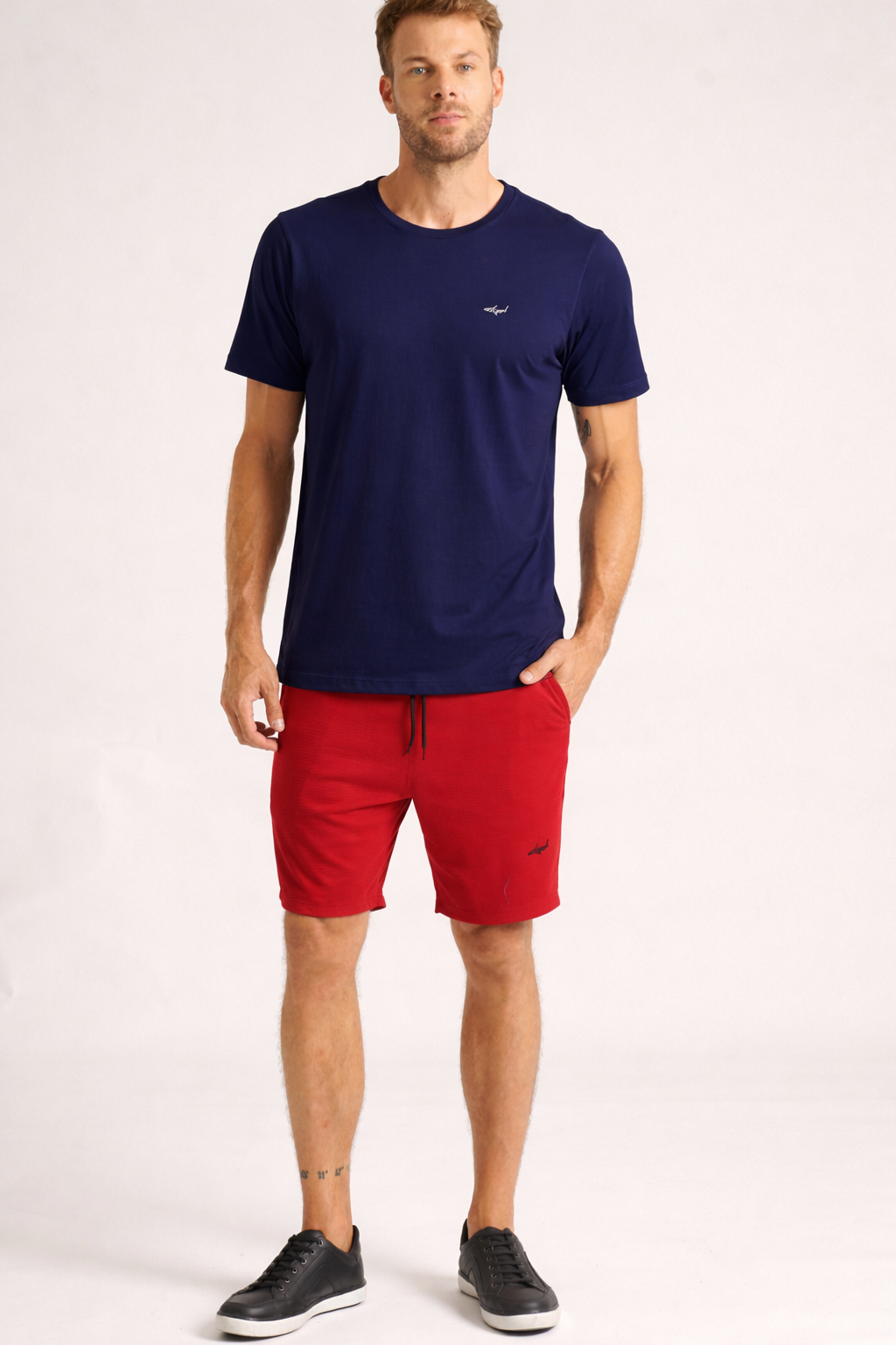 Camiseta Básica - Azul Marinho