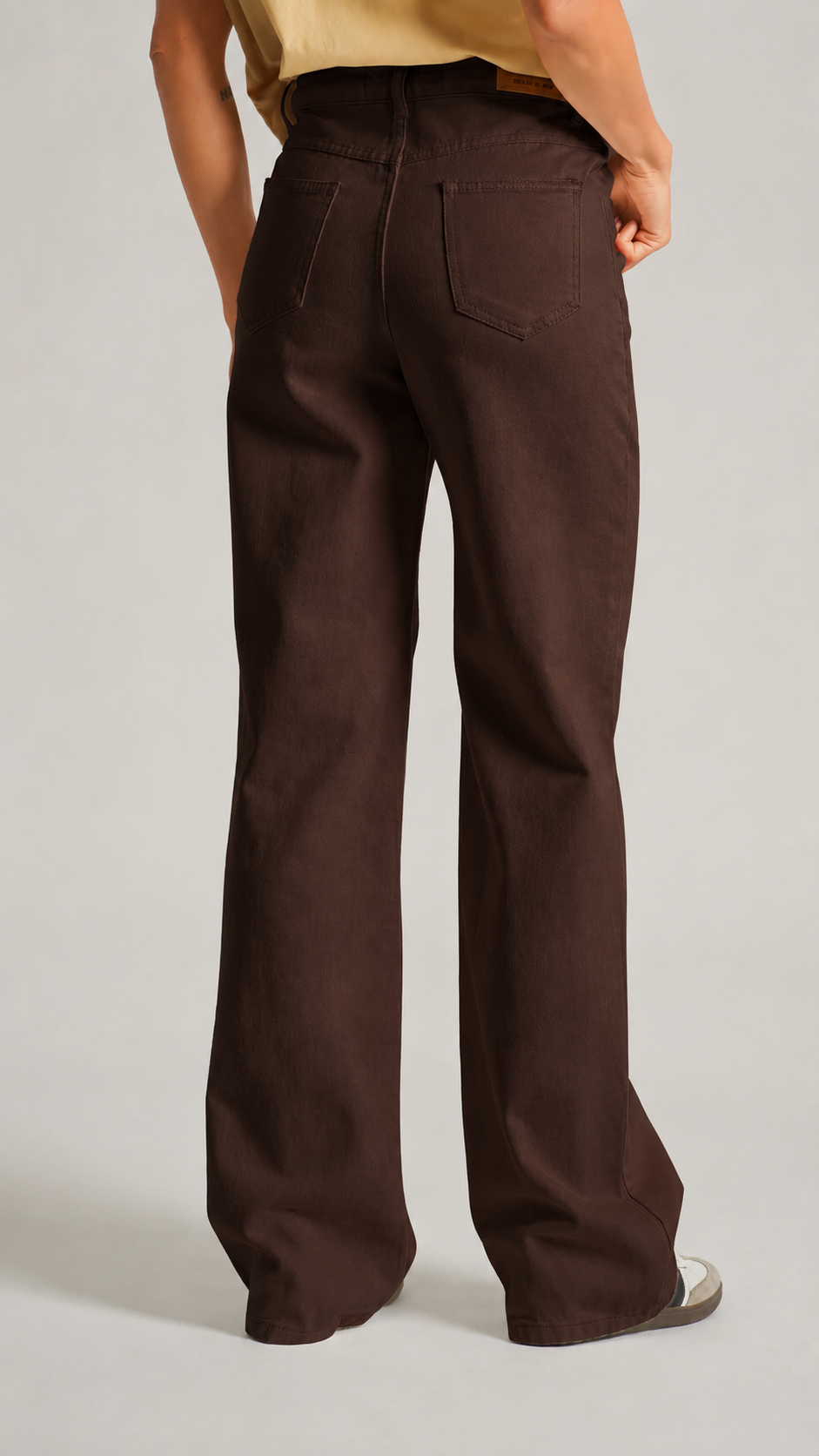 Calça Jeans Reta - Marrom