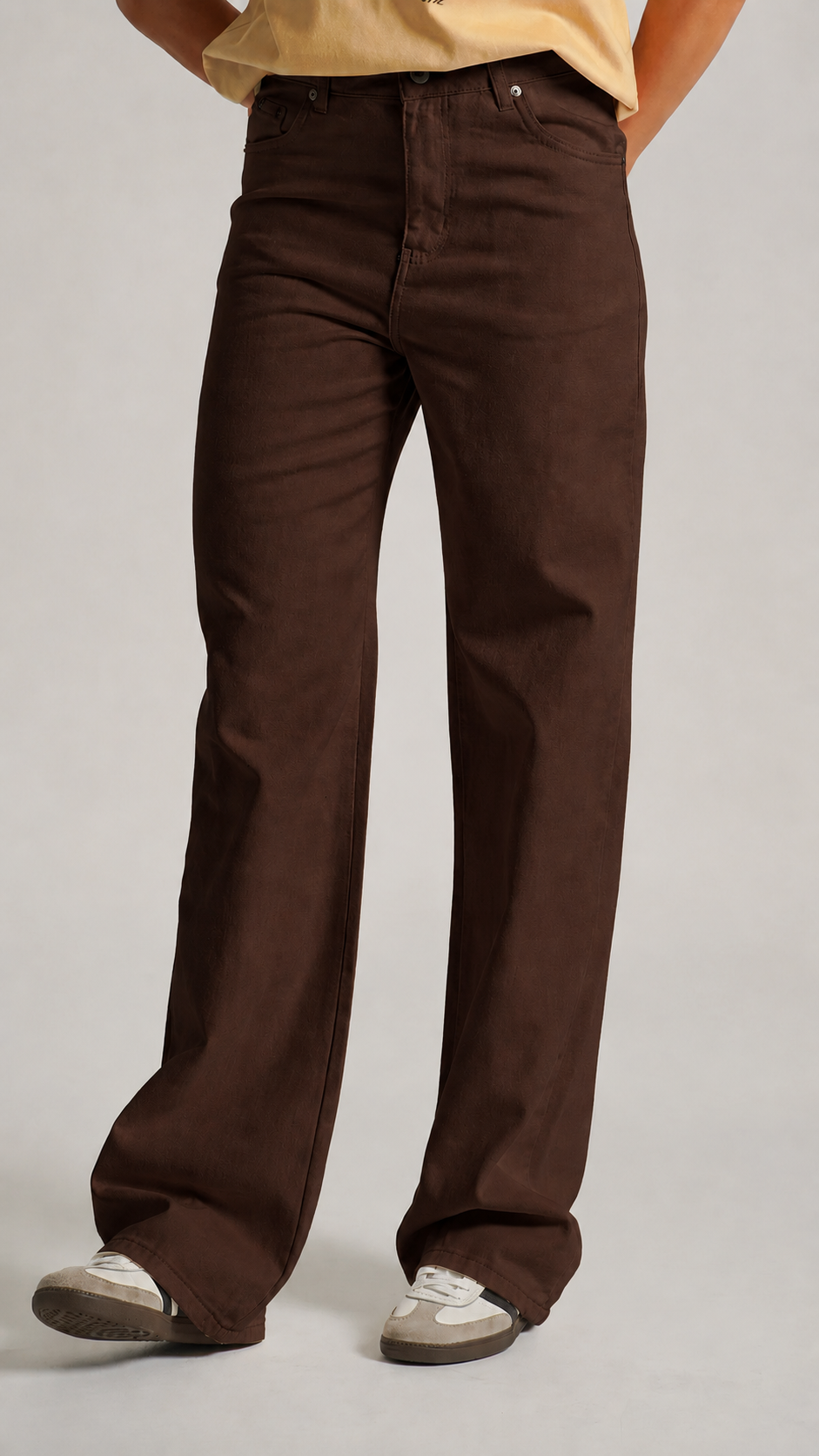 Calça Jeans Reta - Marrom